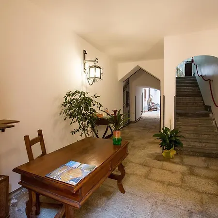 Guest house Palazzo Raho 2*
